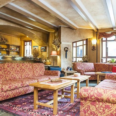 Hotel Vallee De Конь Екстер'єр фото